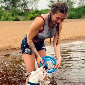 Meet your Posher, Ellie